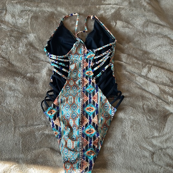 L Space Wild Side One Piece - Picture 3 of 3